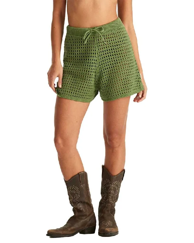 Skort – A hybrid of shorts and a skirt, with a skirt overlay at the front for a feminine touch.Dreamer Crochet Short