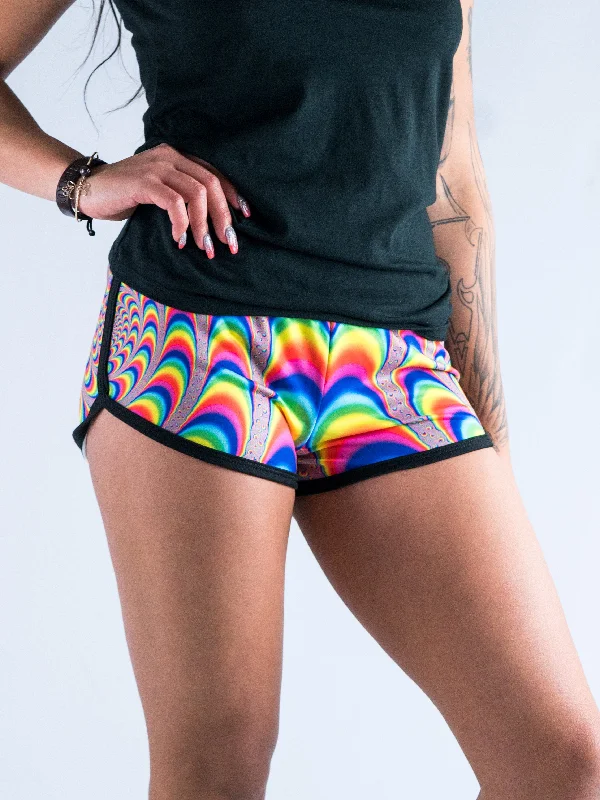 Velvet shorts – Luxurious, soft shorts made from velvet material, often worn for more festive or evening occasions.Trippy Spirals Women's Retro Shorts