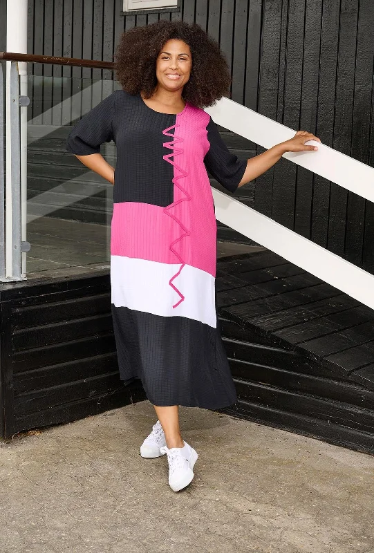 Cocktail dress – Dress typically worn for semi-formal events, often knee-length or slightly above.Aprico Curve Filmore Colour Block Maxi Dress, Fuchsia