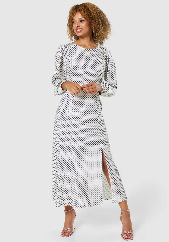 Boho dress – Dress with a relaxed, bohemian style, often featuring flowing fabric, ethnic prints, or vintage details.Closet London Printed A Line Maxi Dress, Ivory