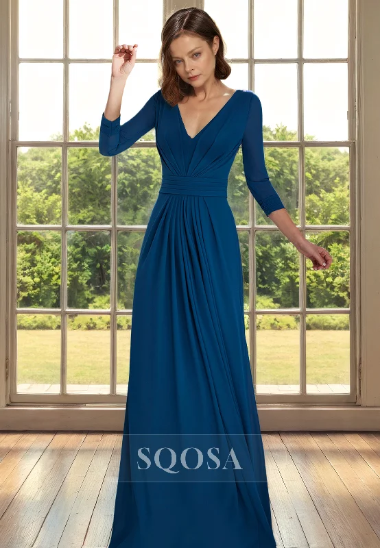 Tea-length dress – Dress that falls between the knee and ankle, perfect for more formal or vintage-inspired occasions.Sheath V Neck Pleats 3/4 Sleeves Mother of the Bride Dress Long Cocktail Dress