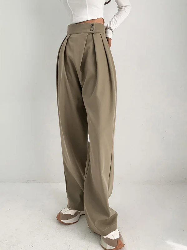 Linen trousers – Lightweight, breathable trousers made from linen fabric, perfect for warmer weather.BerryBetty - High Waisted Pleat Front Dress Pants