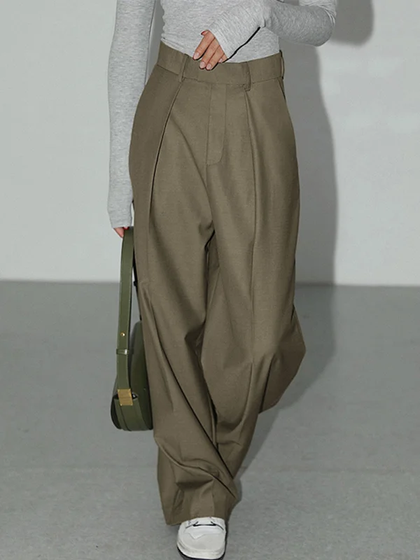 Paperbag waist trousers – Trousers with a gathered waistband, often cinched with a belt for added style.BerryBetty - Leah Relaxed Fit Wide Leg Pants