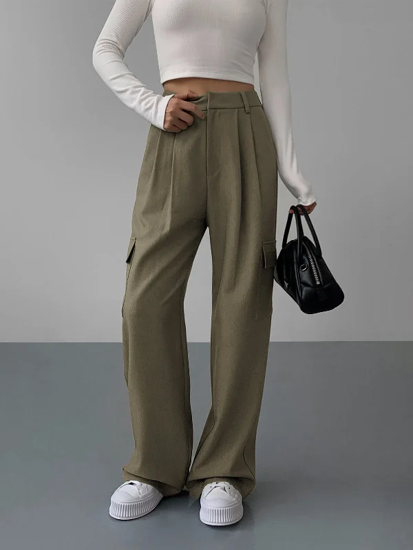 Tapered trousers – Trousers that narrow toward the ankle, creating a more fitted, streamlined look.BerryBetty - Leisure Pockets Pleated Wide Leg Pants