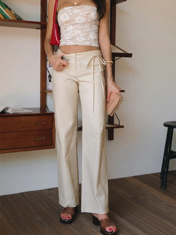 Paperbag waist trousers – Trousers with a gathered waistband, often cinched with a belt for added style.BerryBetty - Leisure Tied Straight Leg Pants