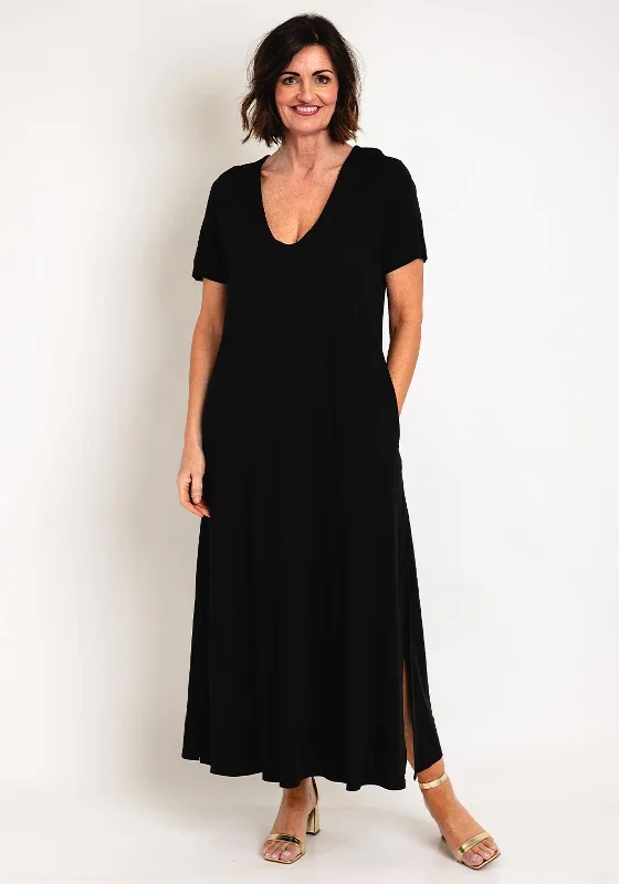 Tea-length dress – Dress that falls between the knee and ankle, perfect for more formal or vintage-inspired occasions.Natalia Collection One Size Jersey Maxi Dress, Black