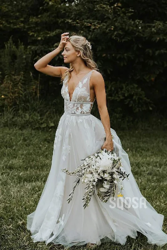 Sundress – Light, sleeveless dress typically worn in warm weather, often made from cotton or linen.Marvelous v-neck A-Line Wedding Dress Tulle Appliques Rustic Wedding Dress QW0823