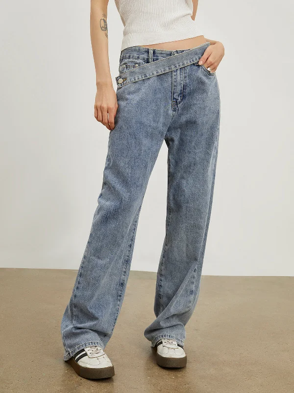 Checkered trousers – Trousers with a plaid or checkered pattern, adding a bold touch to your wardrobe.BerryBetty - Oblique Belt Denim Straight Leg Jeans