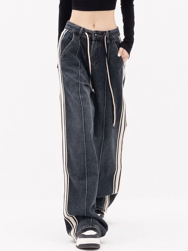 Cropped trousers – Trousers that are shortened to a length above the ankle.BerryBetty - Patchwork Denim Baggy Wide Leg Pants