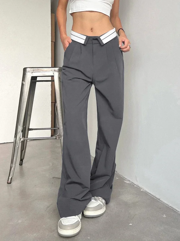 Paperbag waist trousers – Trousers with a gathered waistband, often cinched with a belt for added style.BerryBetty - Recreation Day Straight Leg Dress Pants