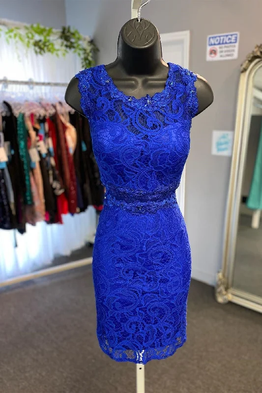 Midi dress – Dress that falls to the mid-calf, giving a balanced, modest, yet stylish appearance.Royal Blue Sheer Lace Bodice Tight Homecoming Dress