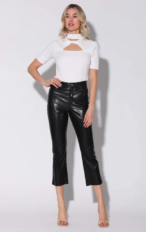 Slim-fit trousers – Trousers that are form-fitting and narrow through the legs.Selma Pant, Black - Leather