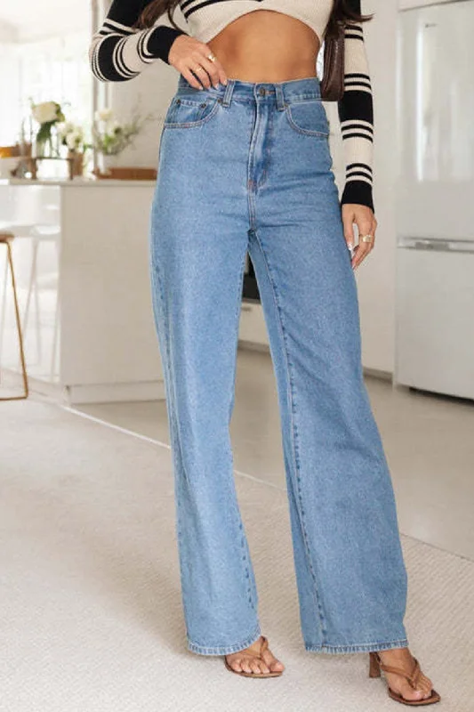 Elastic waist trousers – Trousers with an elasticated waistband for a more comfortable, stretchy fit.BerryBetty - Straight Wide-leg High Rise Jeans