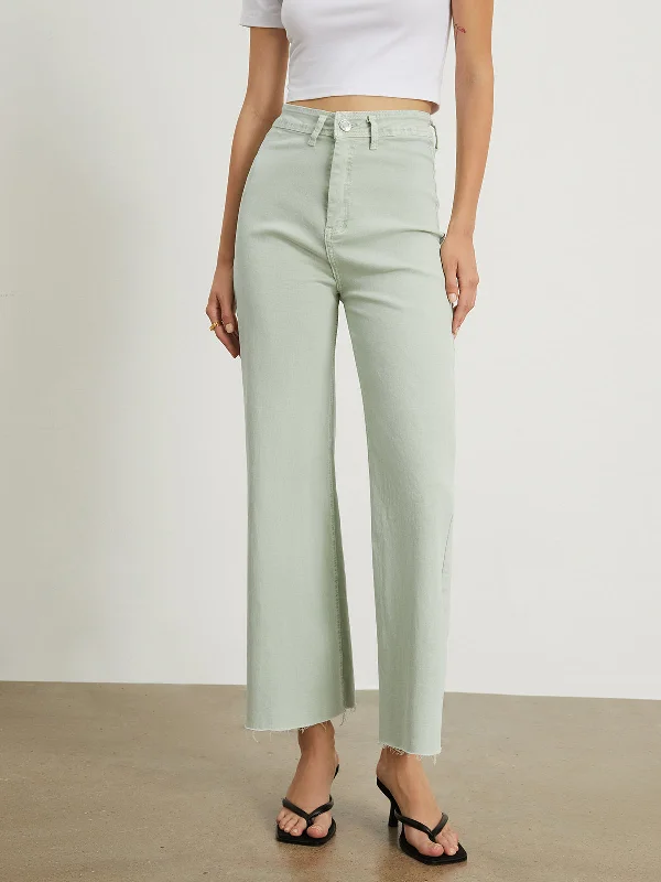 Stretch trousers – Trousers made with a small amount of spandex or elastane for added stretch and flexibility.BerryBetty - Utility Cropped Jeans