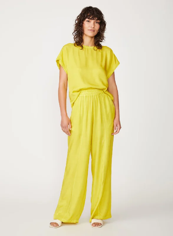 High-waisted trousers – Trousers that sit above the waistline for a flattering, elongating look.Viscose Satin Pull-On Trouser in Dijon