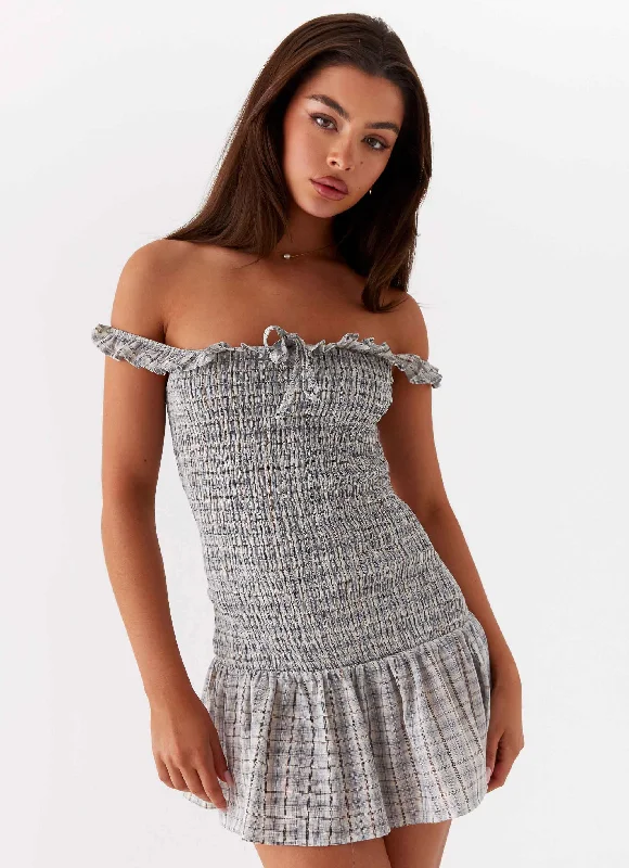 Houndstooth skirt – Skirt featuring the classic houndstooth pattern, often in black and white.Anica Check Mini Dress - Grey Check