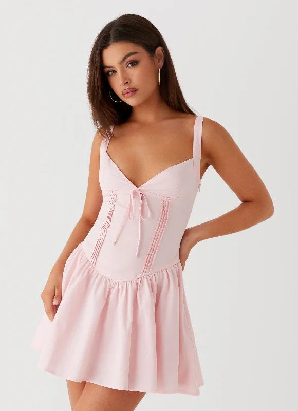 Cargo skirt – Skirt with utility-style pockets, similar to cargo pants.Juno Mini Dress - Pink