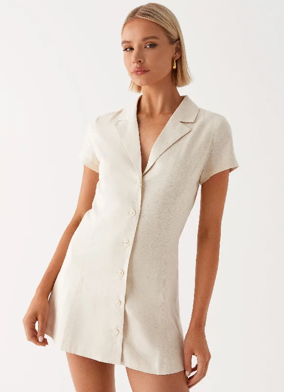 Chiffon skirt – Lightweight, semi-sheer skirt made from chiffon fabric for a breezy and elegant look.Russo Linen Mini Dress - Oatmeal