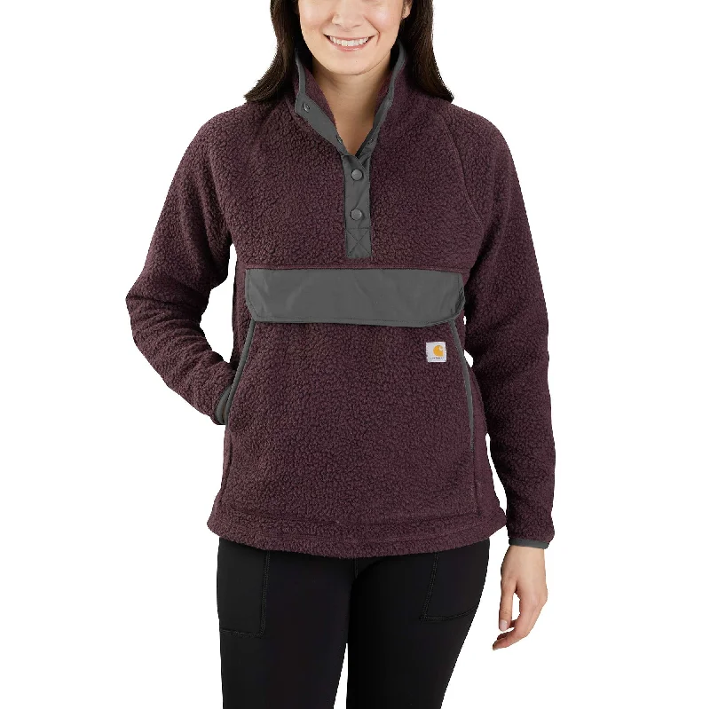 Quilted – Sewn in a pattern, often used for insulationRelaxed Fit Fleece Pullover