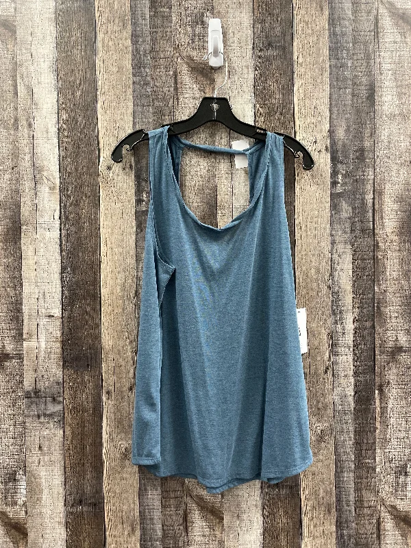 Mesh vest – Light, breathable vest made from mesh fabric, perfect for layering or workoutsBlue Athletic Tank Top Nike Apparel, Size Xl