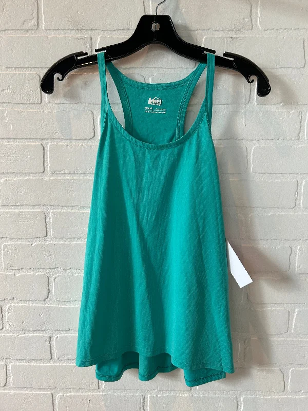 Zip-up vest – Vest that zips up the front, often with a high collarBlue Athletic Tank Top Rei, Size Xs