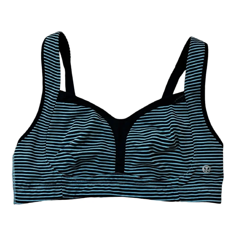 Maternity sports bra – Sports bra designed for pregnant women, offering extra support and flexibility for changing bodies.Athletic Bra By LULULEMON In Striped, Size: M