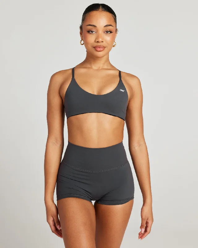 V-neck sports bra – Sports bra with a V-shaped neckline for a flattering and comfortable fit.Aura Lite Bra - Charcoal