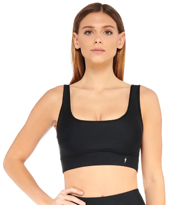 Crossover sports bra – Sports bra with a crossed strap design at the back, offering a stylish and supportive fit.Electric Yoga Star Light Star Bright Bra Black