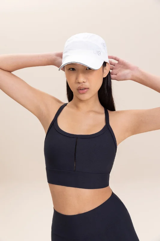 Breathable sports bra – Sports bra made from lightweight, moisture-wicking fabrics to keep the body cool and dry.Fresh Racerback Sports Bra