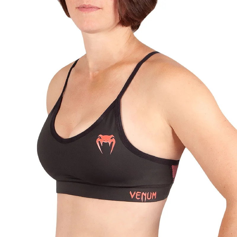 Underwired sports bra – Sports bra with underwire for added support and structure.Venum Tecmo Sport Bra - For Women - Black/Coral