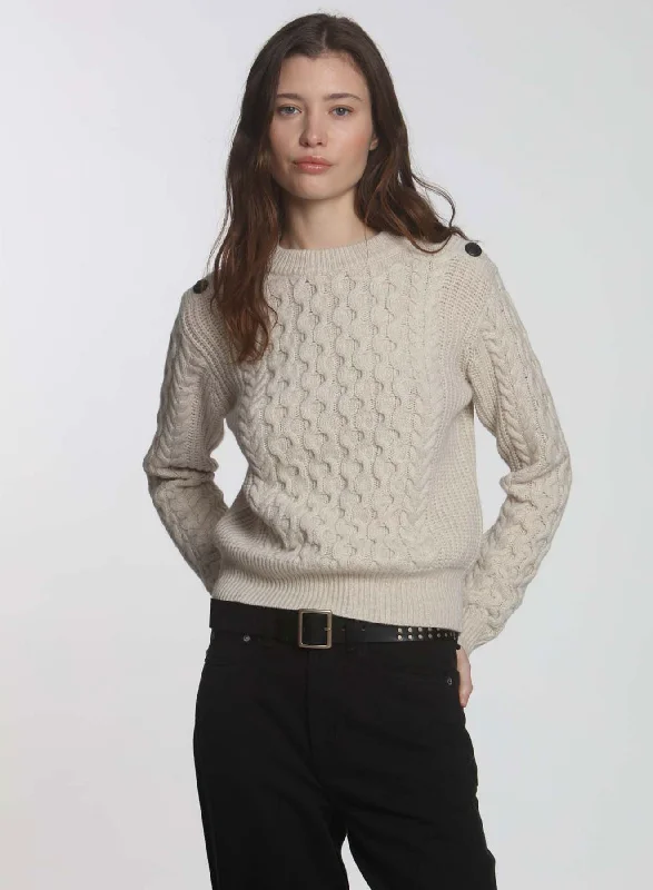 Cotton blend – Mix of cotton and synthetic fibers for comfortCable Crop - Ecru