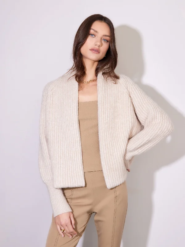 Fitted – Snug, form-fitting styleCely Cropped Cardigan