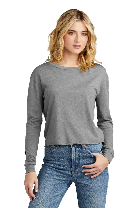 V-neck – V-shaped neckline for a more flattering lookDistrict Womens Perfect Tri Midi Long Sleeve Crewneck T-Shirt - Grey Frost