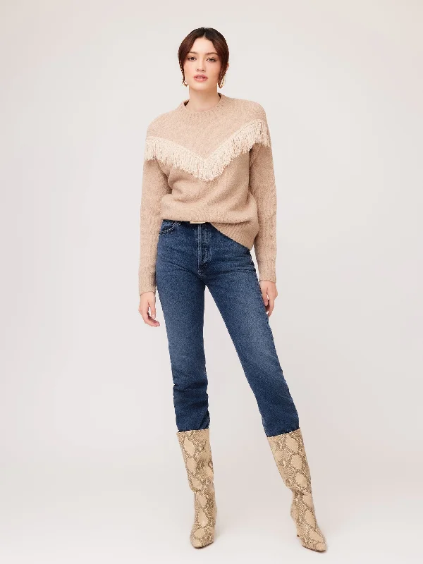 Pullover – Sweater without buttons or zippers, worn over the headFringe Sweater