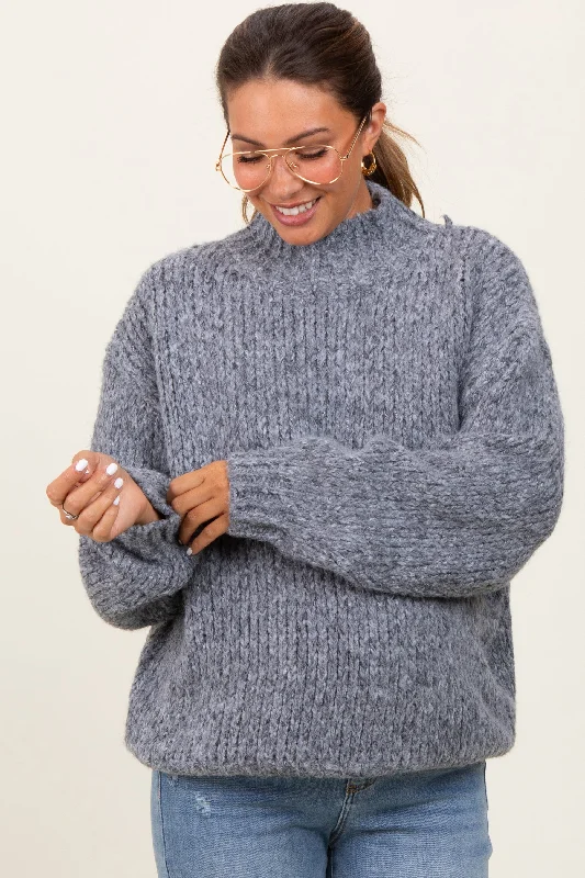 V-neck – Sweater with a V-shaped necklineHeather Grey Chunky Knit Mock Neck Maternity Sweater