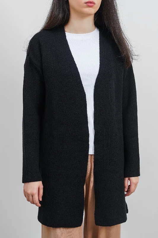 Cable knit – Featuring textured, braided patternsLONG KNIT CARDIGAN