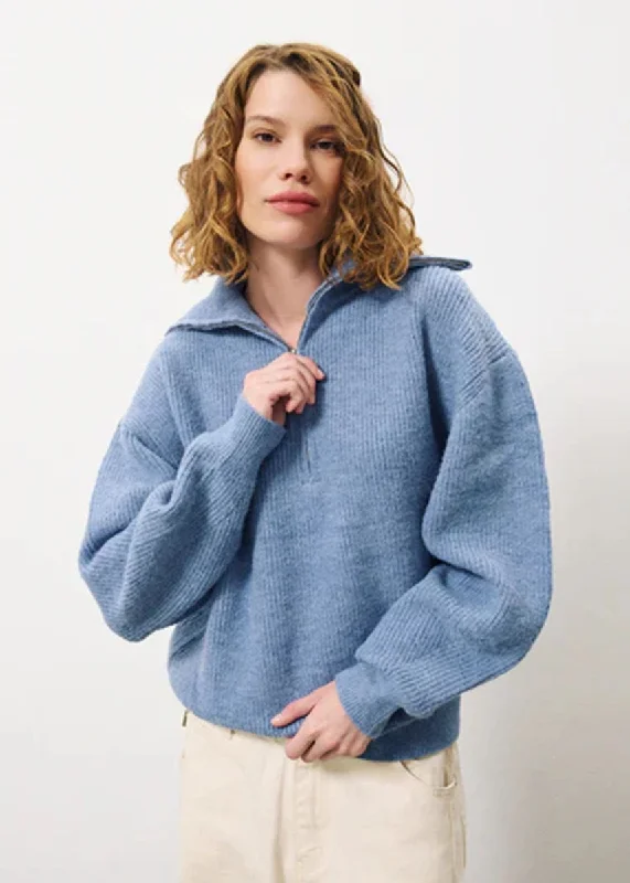 Turtleneck – High-neck style for added warmthNaemi Sweater - Bleu Jean